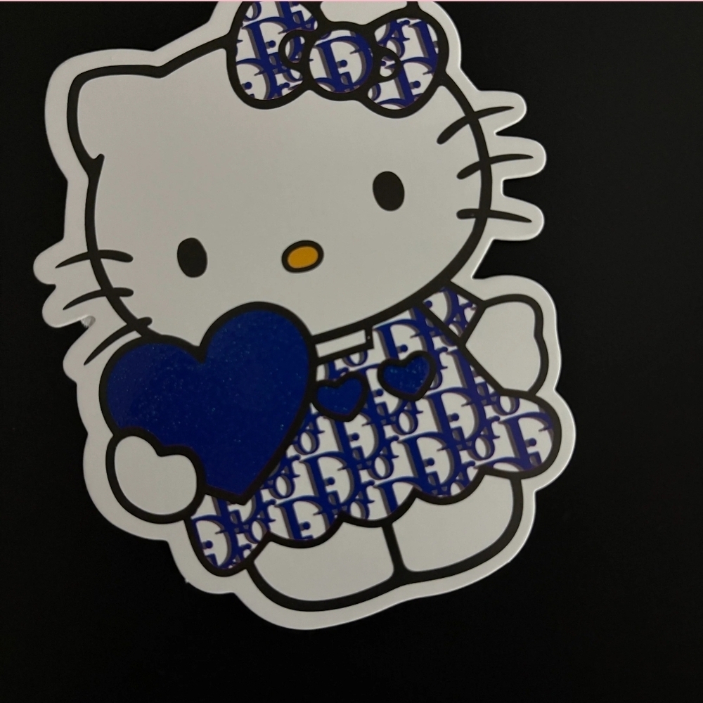Hello Kitty Topper with Blue Heart